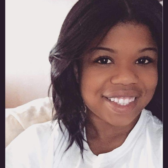 Meet your Posher, Cella - Picture 1 of 1